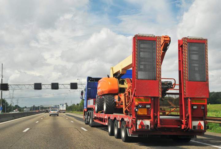 Transport international machinerie lourde Québec